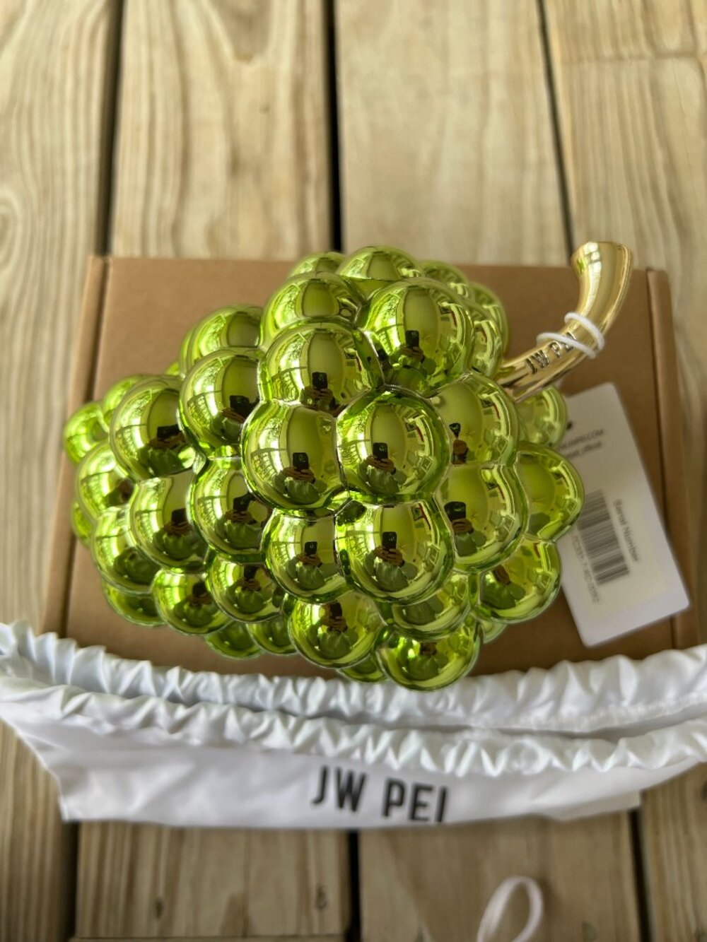 JW PEI Women's Eleanor Grapes Clutch NWT immaculate - unique clutch - winery - Picture 9 of 11